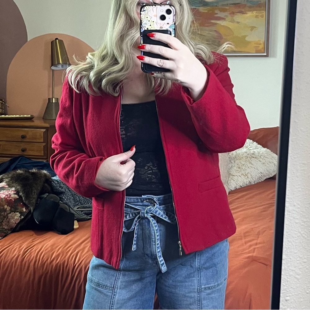 Vintage 90s 100% wool Sag Harbor Women's Bold Red Blazer academia indie prep - Picture 3 of 8